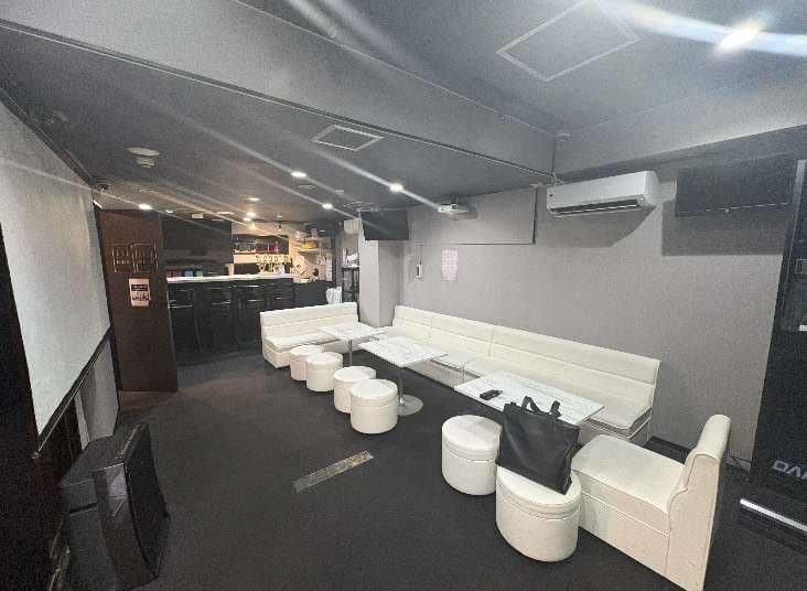 川口市 バー向け飲食店居抜き物件 JR京浜東北線 西川口駅 徒歩8分 西川口駅徒歩8分 日隆ビル バー居抜き物件 サムネイル2