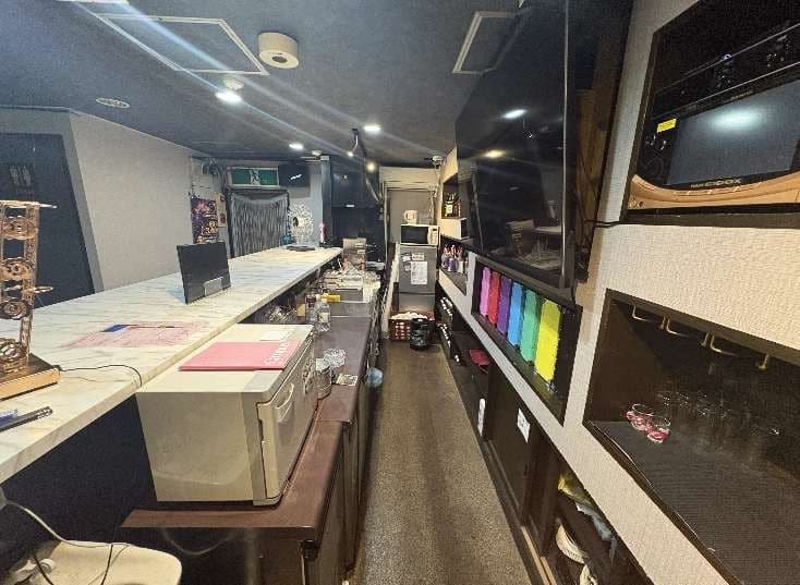 川口市 バー向け飲食店居抜き物件 JR京浜東北線 西川口駅 徒歩8分 西川口駅徒歩8分 日隆ビル バー居抜き物件 サムネイル3