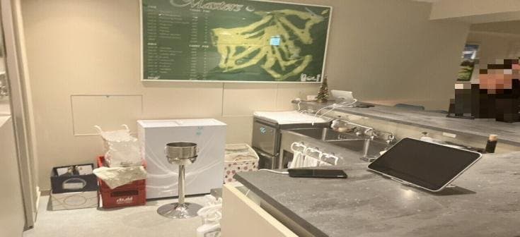 港区 バー向け飲食店居抜き物件 大江戸線 麻布十番駅 徒歩2分 麻布十番駅徒歩2分 THE V-CITY麻布十番CENTRE バー居抜き物件 サムネイル3